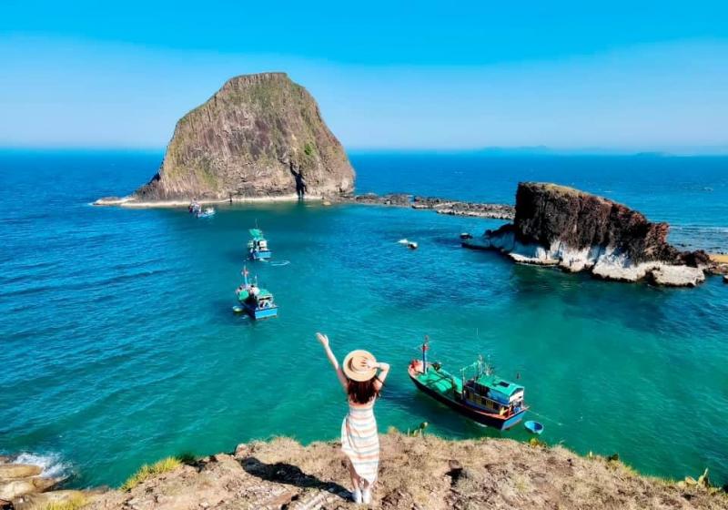 TOUR PHÚ YÊN 3N3D: HẢI ĐĂNG MŨI ĐIỆN - HÒN NƯA - GÀNH ĐÁ ĐĨA -  THƯỞNG THỨC ĐẶC SẢN